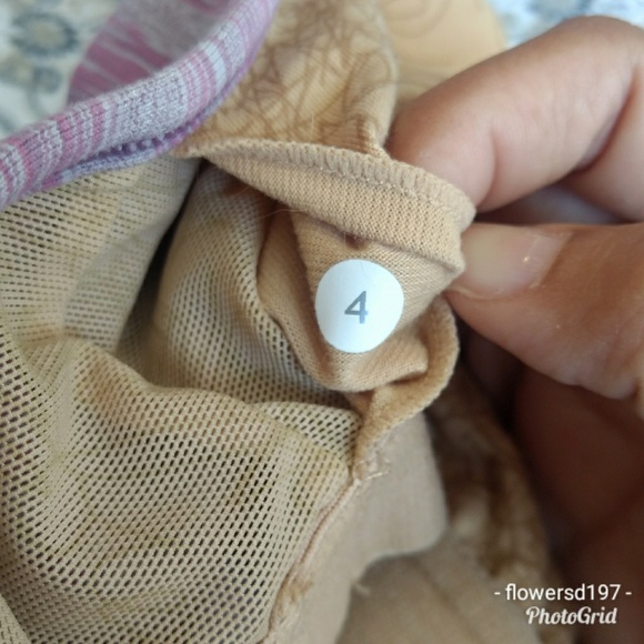 Lululemon Power Y Tank - Picture 7 of 7